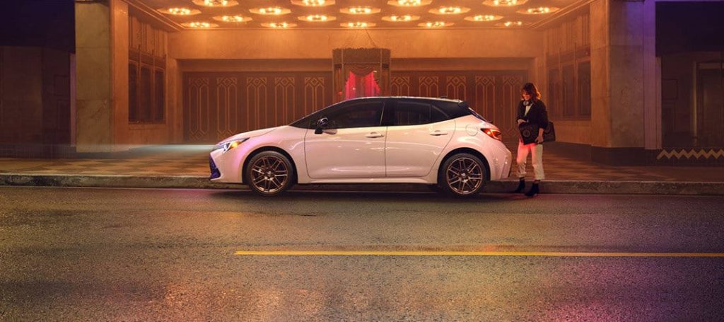 [Imagen del Toyota Corolla Hatchback 2024 destacando su diseño exterior]