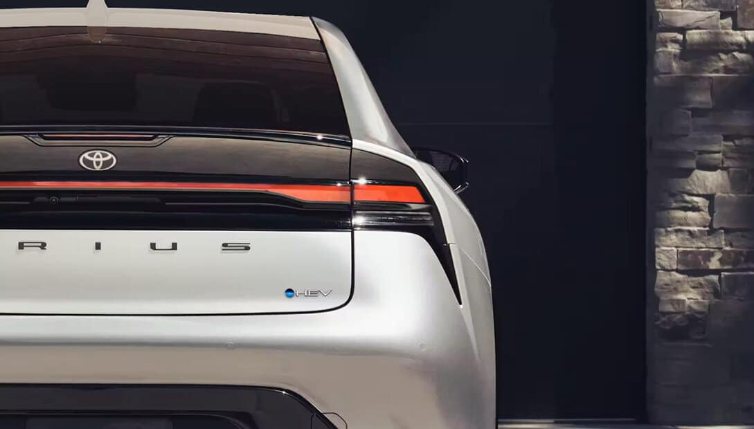 [Imagen: Diseño aerodinámico del Toyota Prius 2024]